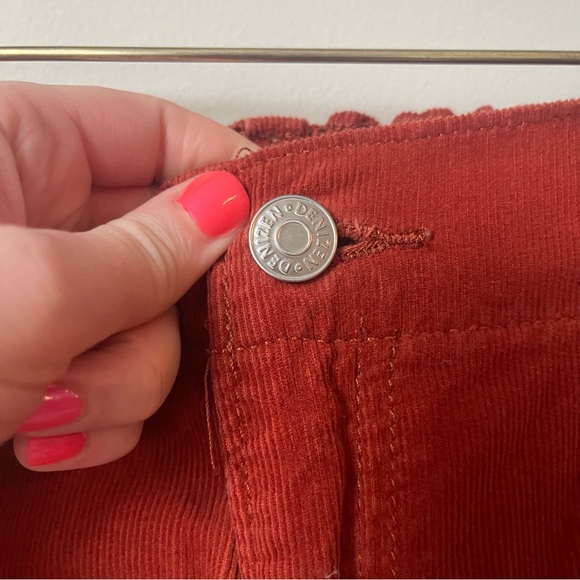 Levi’s Corduroy Pants 8/29 - Picture 4 of 10